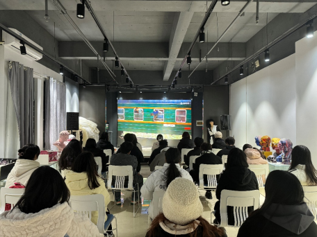 光影鑄魂，藝術凝心 藝術設計學院團委周末觀影暨文化藝術交流活動紀實